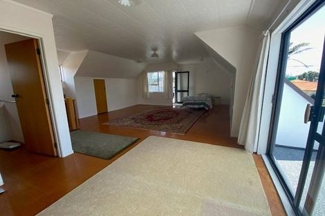 Photo of property in 18 Riverside Road, Orewa, 0931