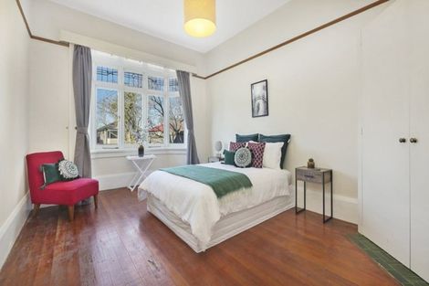 Photo of property in 35 Woodville Street, Edgeware, Christchurch, 8013