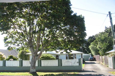Photo of property in 4 Hall Grove, Ebdentown, Upper Hutt, 5018