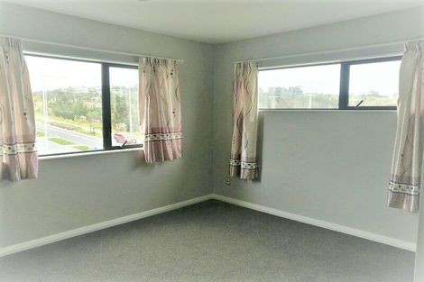 Photo of property in 39 Cavalli Road, Long Bay, Auckland, 0630