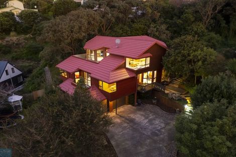 Photo of property in 12 Doon Grove, Papakowhai, Porirua, 5024