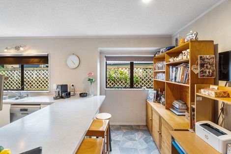 Photo of property in 143 Florence Avenue, Orewa, 0931