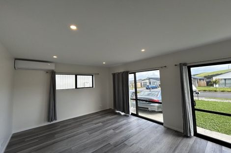 Photo of property in 8 Rongomai Street, Helensville, 0800