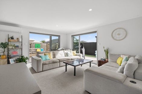 Photo of property in 14 Empire Crescent, Papamoa, 3118