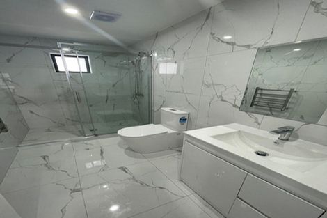 Photo of property in 105a Great South Road, Manurewa, Auckland, 2102