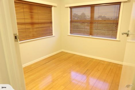 Photo of property in 3/16 Fowler Street, Northcote, Auckland, 0627