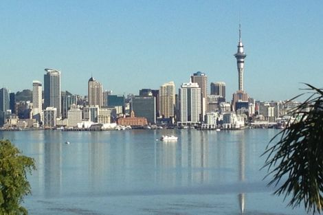 Photo of property in 31 Norwood Road, Bayswater, Auckland, 0622