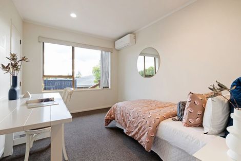 Photo of property in 52 Macdonald Road, Glenview, Hamilton, 3206