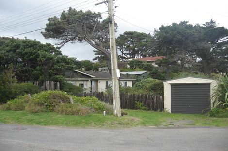 Photo of property in 33 Tainui Street, Raumati Beach, Paraparaumu, 5032