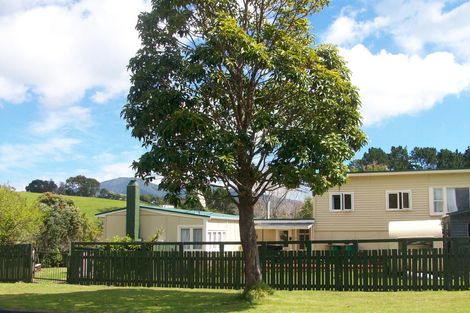 Photo of property in 2 Pokohui Avenue, Raglan, 3225