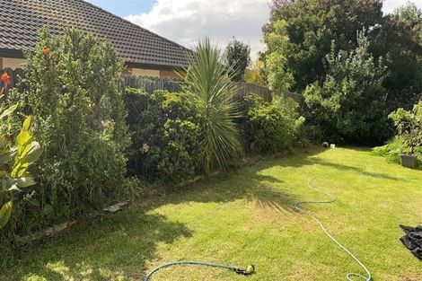 Photo of property in 22 Feeny Crescent, East Tamaki, Auckland, 2013