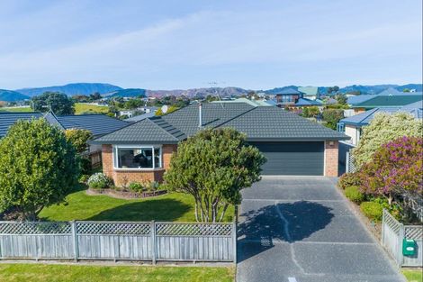 Photo of property in 22 Barrett Drive, Waikanae Beach, Waikanae, 5036