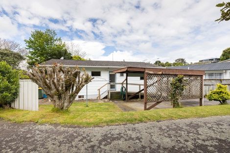 Photo of property in 1/6 Waterloo Place, Westown, New Plymouth, 4310
