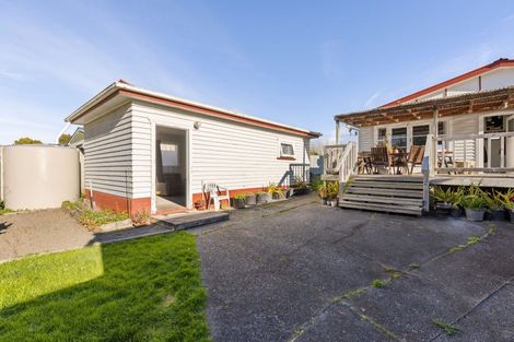 Photo of property in 65 Phillips Street, Sanson, 4817