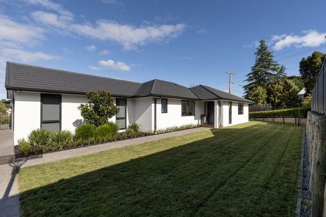 Photo of property in 15 Godwit Lane, Welcome Bay, Tauranga, 3112