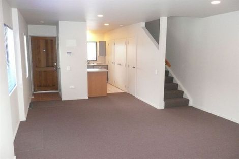 Photo of property in 10/6 John Jennings Drive, Oteha, Auckland, 0632