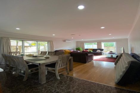 Photo of property in 22 Carlos Drive, Flat Bush, Auckland, 2016