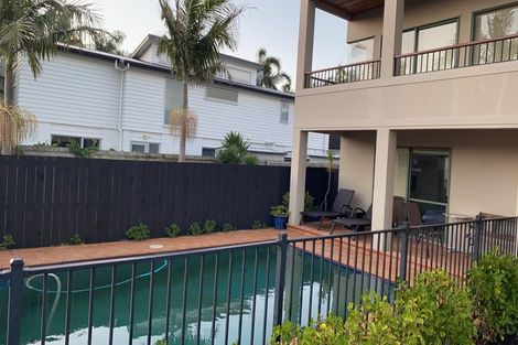 Photo of property in 38 Hattaway Avenue, Bucklands Beach, Auckland, 2012