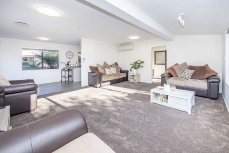 Photo of property in 71 Saint Marys Avenue, Te Awamutu, 3800