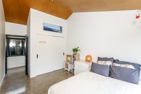 Photo of property in 23c Arden Place, Oakura, 4314