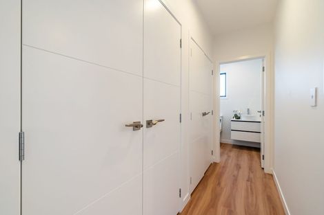 Photo of property in 47c Heretaunga Square, Silverstream, Upper Hutt, 5019