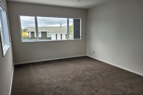 Photo of property in 16 Ware Place, Pakuranga Heights, Auckland, 2010