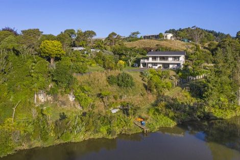 Photo of property in 209 Ohautira Road, Raglan, 3295