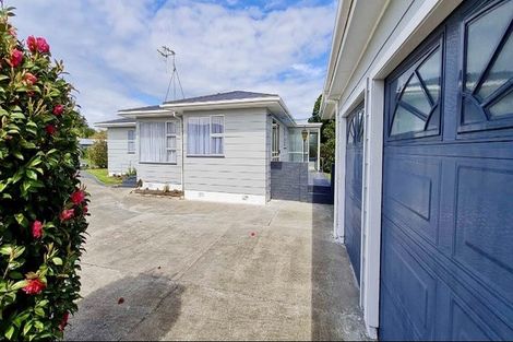 Photo of property in 3 Bruce Place, Highbury, Palmerston North, 4412