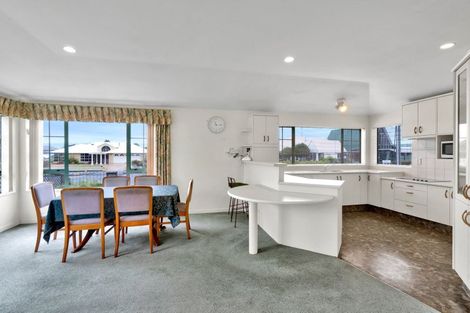 Photo of property in 87 Miranda Street, Stratford, 4332