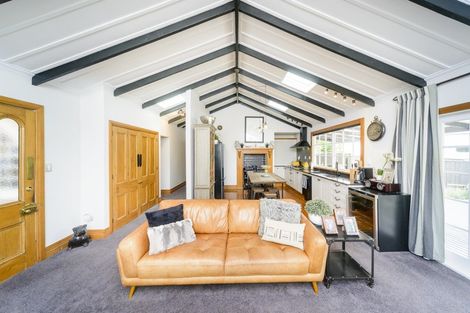 Photo of property in 5 Queen Street, Feilding, 4702