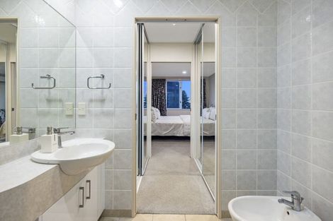 Photo of property in 31/12 Maunganui Road, Mount Maunganui, 3116