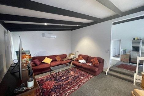 Photo of property in 6 Andros Place, Unsworth Heights, Auckland, 0632