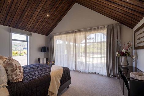 Photo of property in 6 Kahiwi Drive, Lower Shotover, 9304