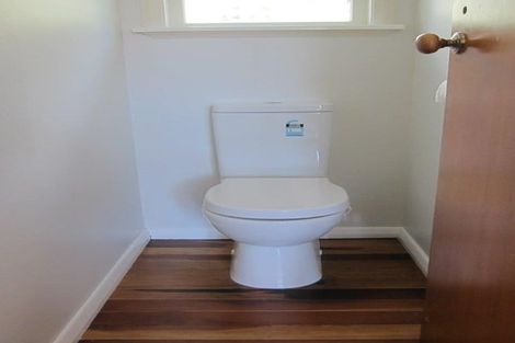 Photo of property in 8b Cam Street, Island Bay, Wellington, 6023