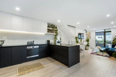 Photo of property in 7a Reg Pearce Way, Glen Innes, Auckland, 1072