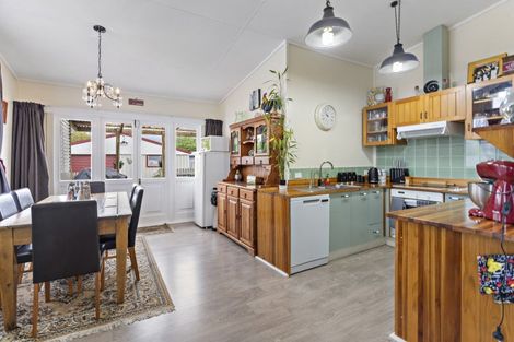 Photo of property in 168 High Street South, Carterton, 5713