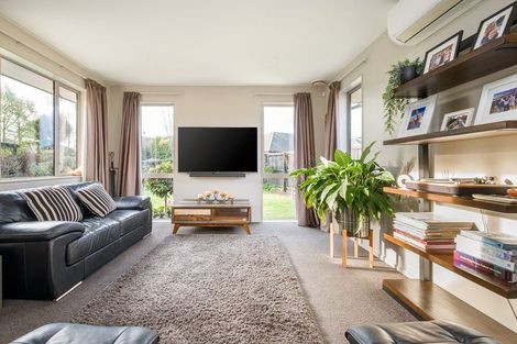 Photo of property in 4 Loeb Place, Rolleston, 7614