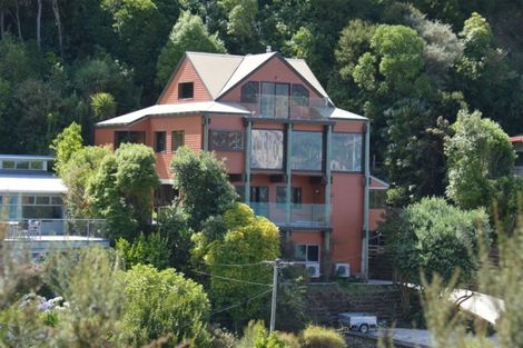 Photo of property in 75 Tikao Bay Road, Wainui, Akaroa, 7582