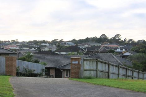 Photo of property in 27 Annalong Road, Dannemora, Auckland, 2016