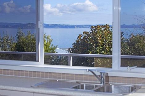 Photo of property in 1312 Whangaparaoa Road, Army Bay, Whangaparaoa, 0930