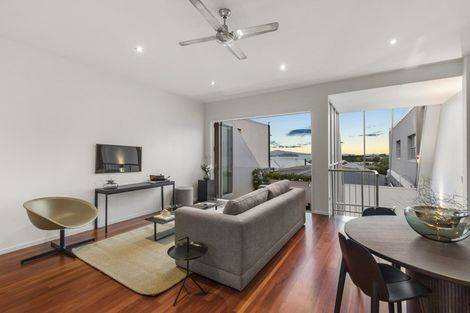 Photo of property in 29c Bath Street, Parnell, Auckland, 1052