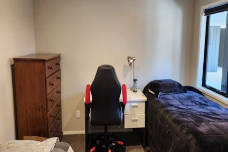 Photo of property in 2/29 May Street, Mount Maunganui, 3116