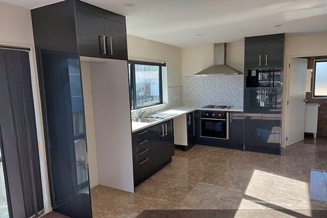 Photo of property in 16 Ruth Street, Manurewa, Auckland, 2102