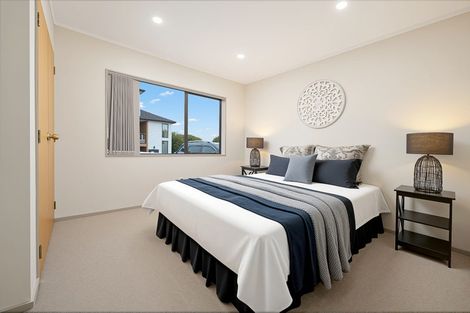 Photo of property in 2/27 Rata Street, New Lynn, Auckland, 0600