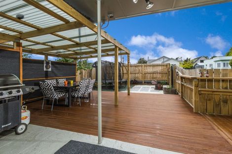 Photo of property in 1/20 Ranui Road, Stoke, Nelson, 7011