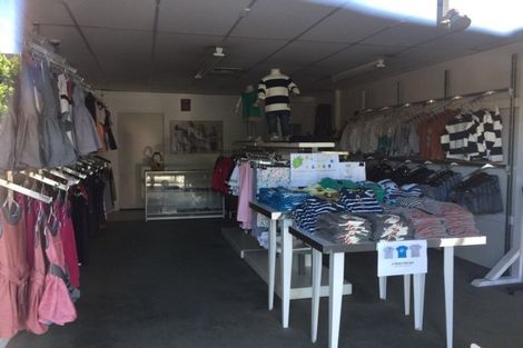 Photo of property in 35 Totara Avenue, Collingwood, 7073