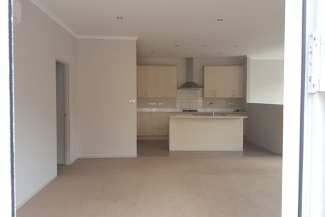 Photo of property in 13 Horizon View Road, Oteha, Auckland, 0632