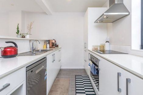 Photo of property in 20 Mangrove Lane, Albany Heights, Auckland, 0632