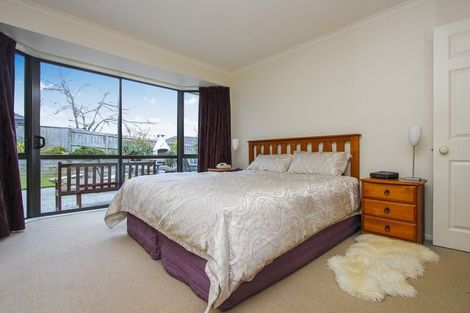 Photo of property in 26 Brittany Drive, Henderson, Auckland, 0612