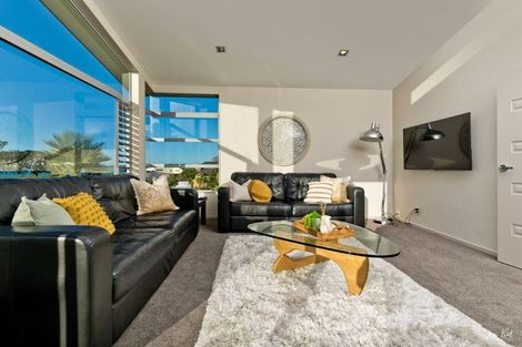 Photo of property in 51 Bannings Way, Hobsonville, Auckland, 0618